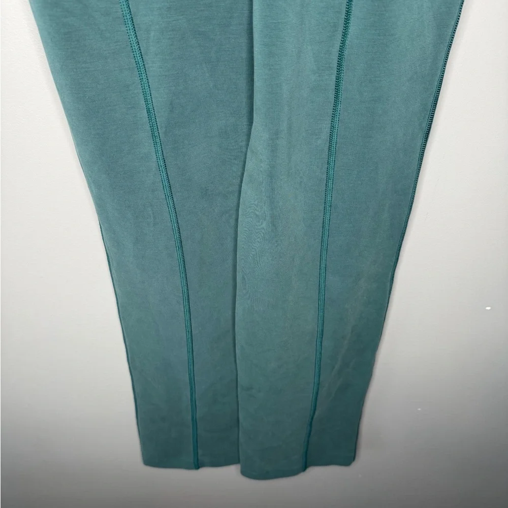Lululemon Softstreme High-Rise Pant *Regular - Storm Teal - Picture 7 of 9